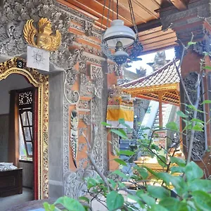  Homestay Warini Indonesia